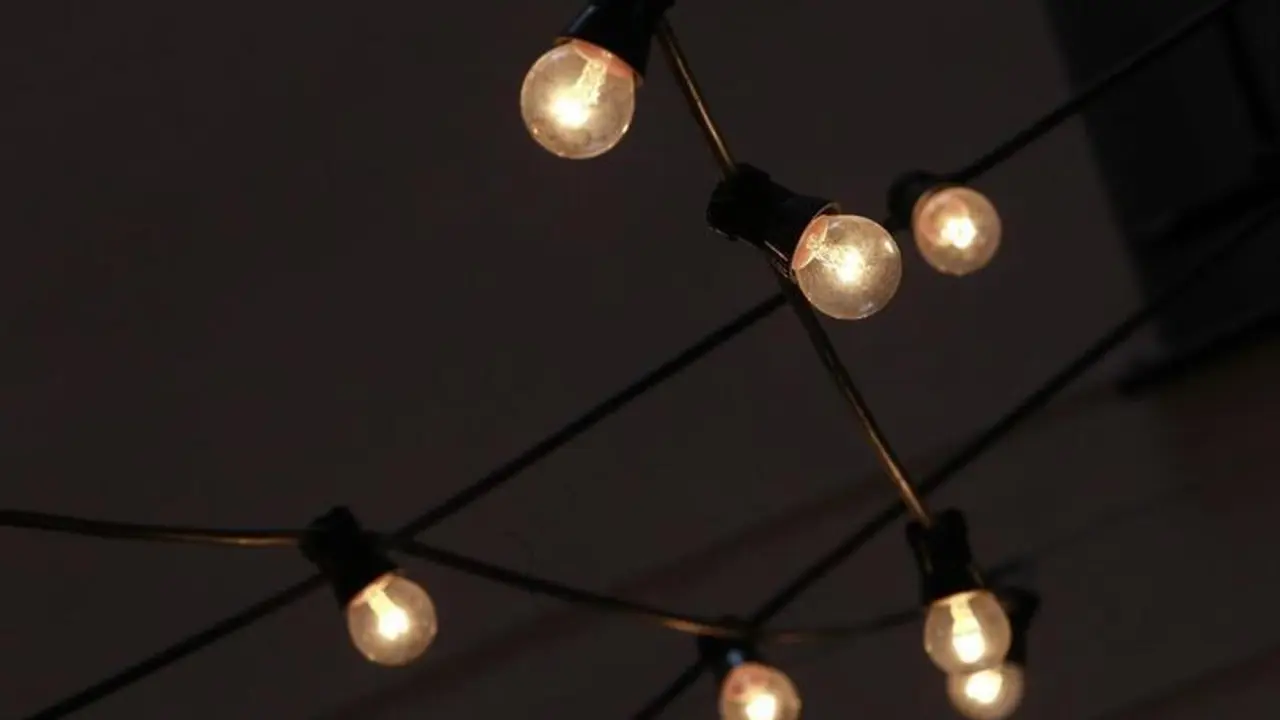 <p> Archivo - Bombilla, bombillas, luz, electricidad, energ&iacute;a. - EUROPA PRESS - Archivo </p>