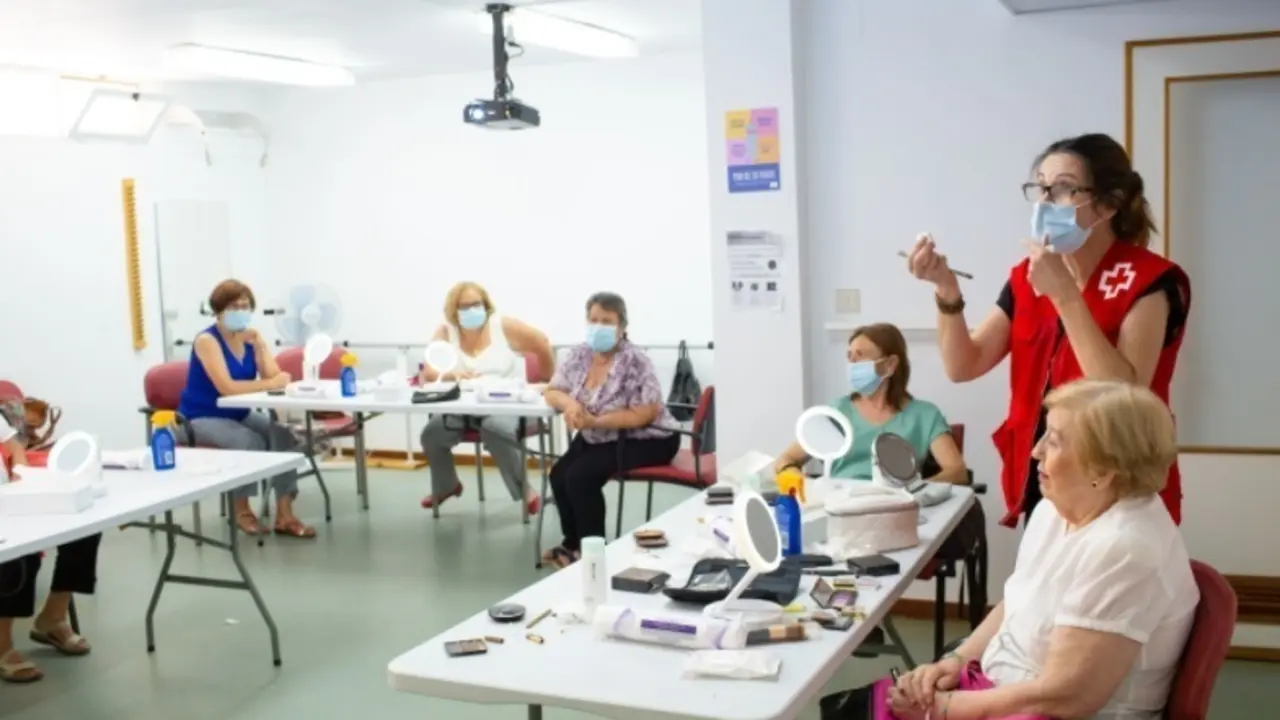 <p> Este solo es uno de los varios talleres que ha organizado Cruz Roja. </p>