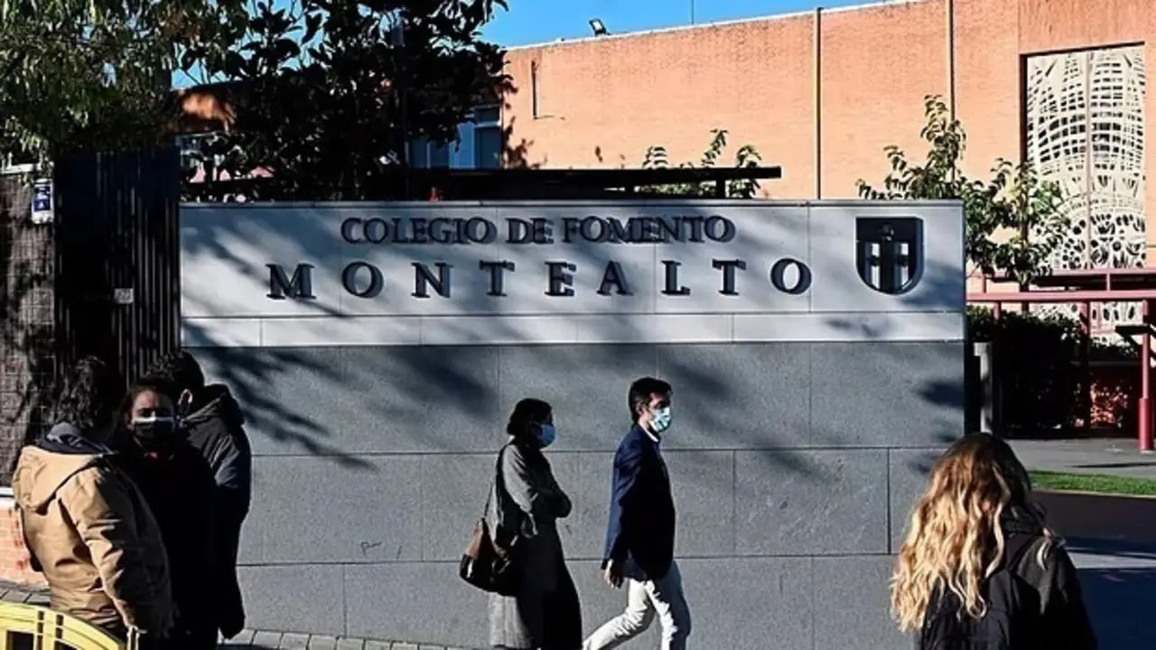 <p> Colegio Montealto, donde tuvo lugar el accidente. </p>