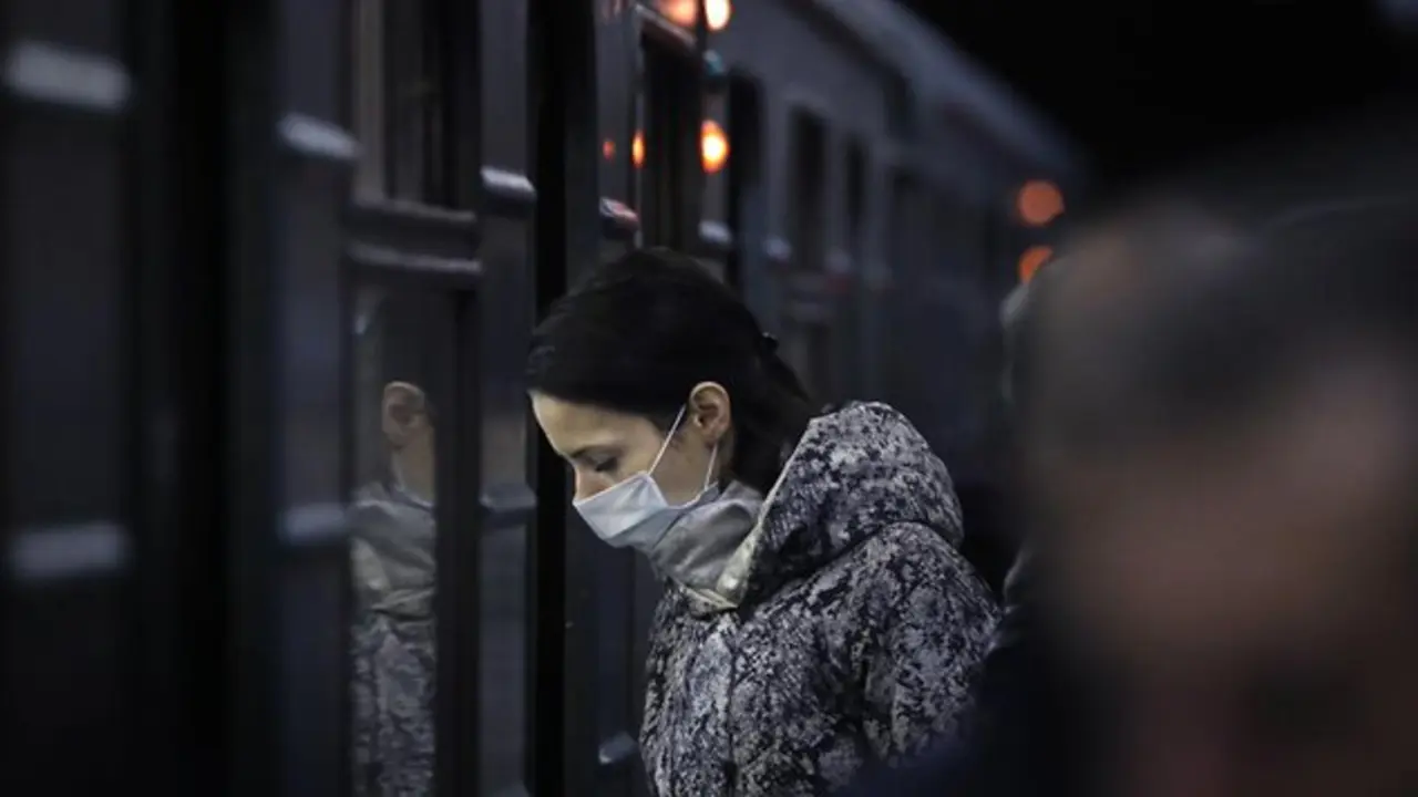 <p> B&eacute;lgica endurece las medidas ante el Covid en un intento por frenarlo </p>