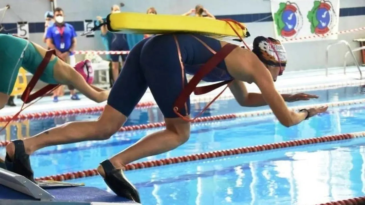 <p> El socorrismo vuelve a celebrar competiciones. </p>