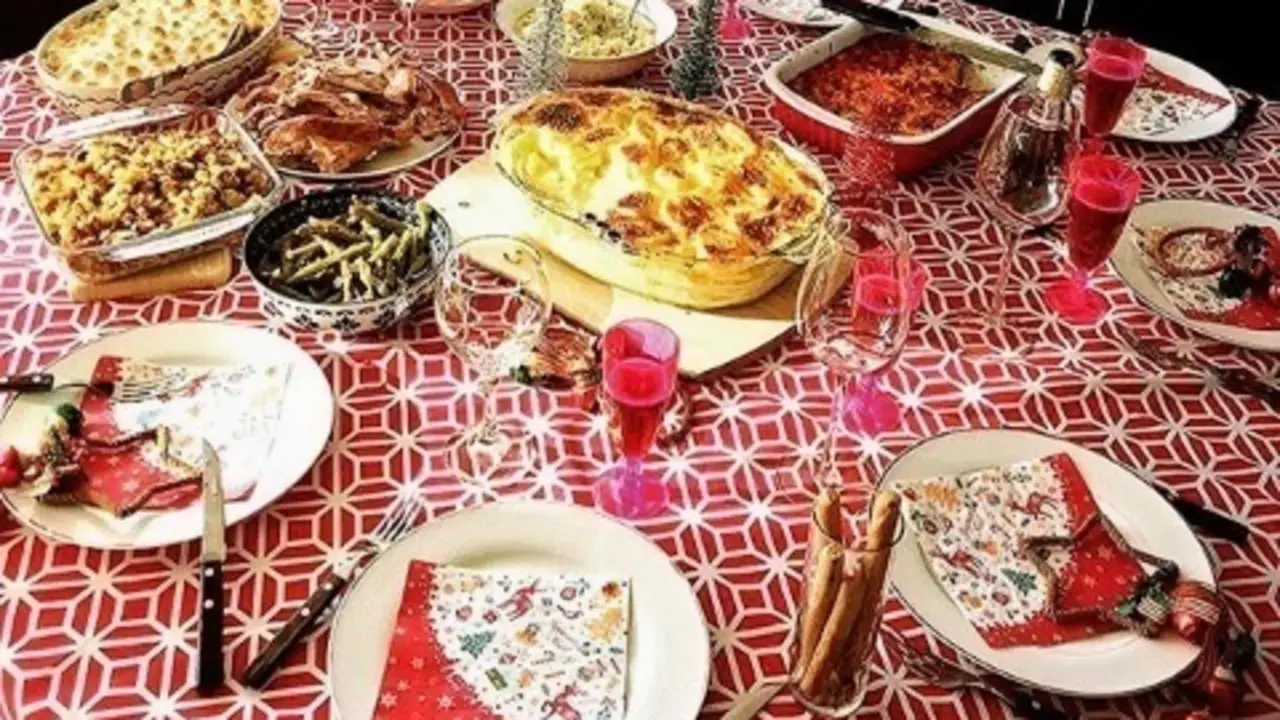 <p> Cena navide&ntilde;a </p>