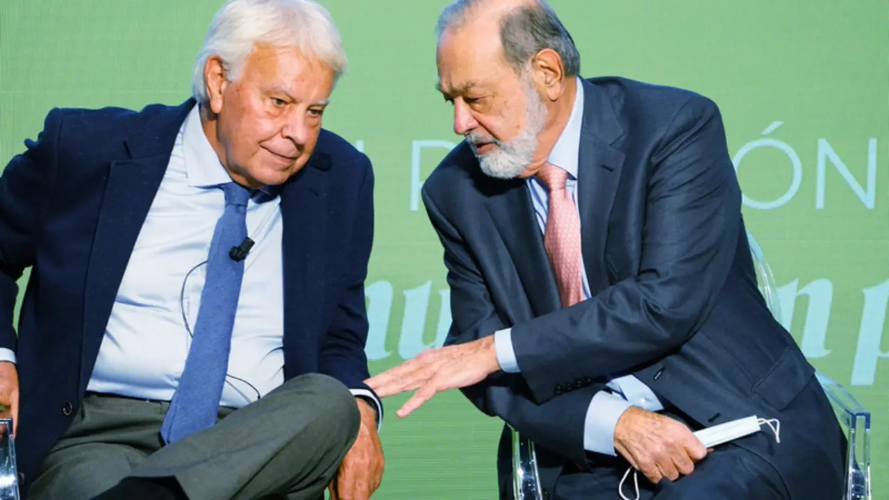 <p> El expresidente del Gobierno Felipe Gonz&aacute;lez (i); y el empresario mexicano Carlos Slim, conversan en la segunda jornada de la 26&ordf; edici&oacute;n del C&iacute;rculo de Montevideo, en Cidade da Cultura, a 30 de noviembre de 2021, en Santiago de Compostela, Galicia, (Espa - &Aacute;lvaro Ballesteros - Europa Press </p>