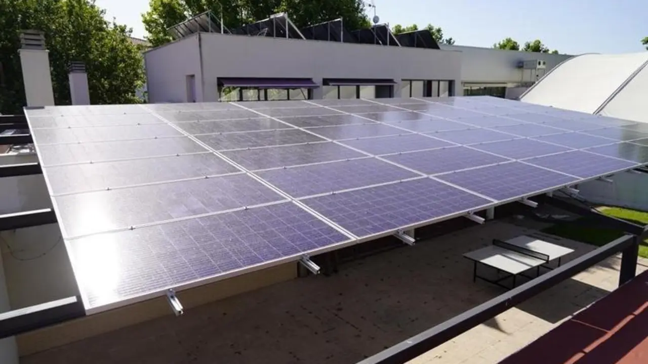 <p> Placas solares para piscina </p>