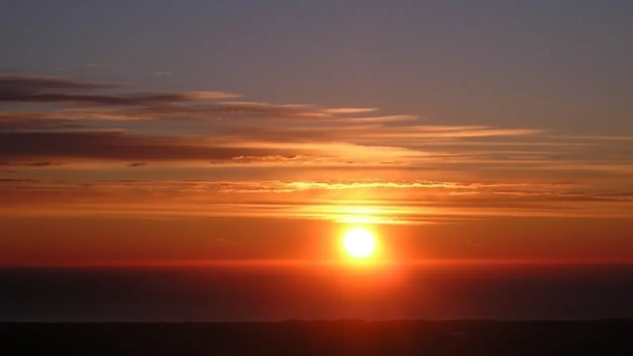 5 canciones para que disfrutes de tu puente tanto como de este amanecer.