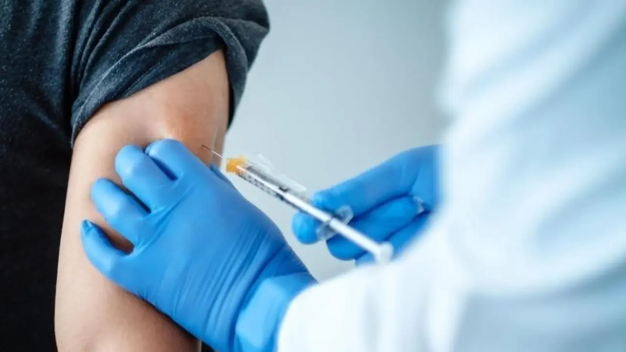 <p> La vacuna de Pfizer, muy eficaz en adolescentes. </p>