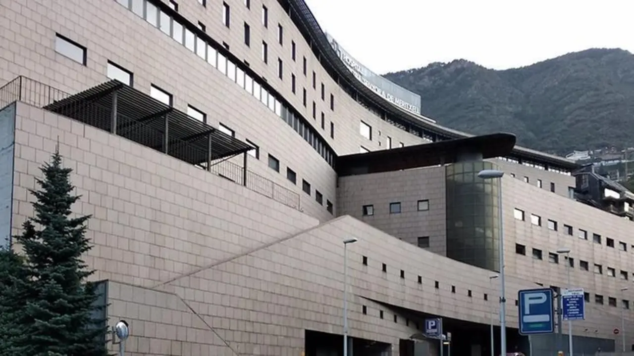 <p> Andorra diagnostica 403 nuevos casos durante el fin de semana </p>