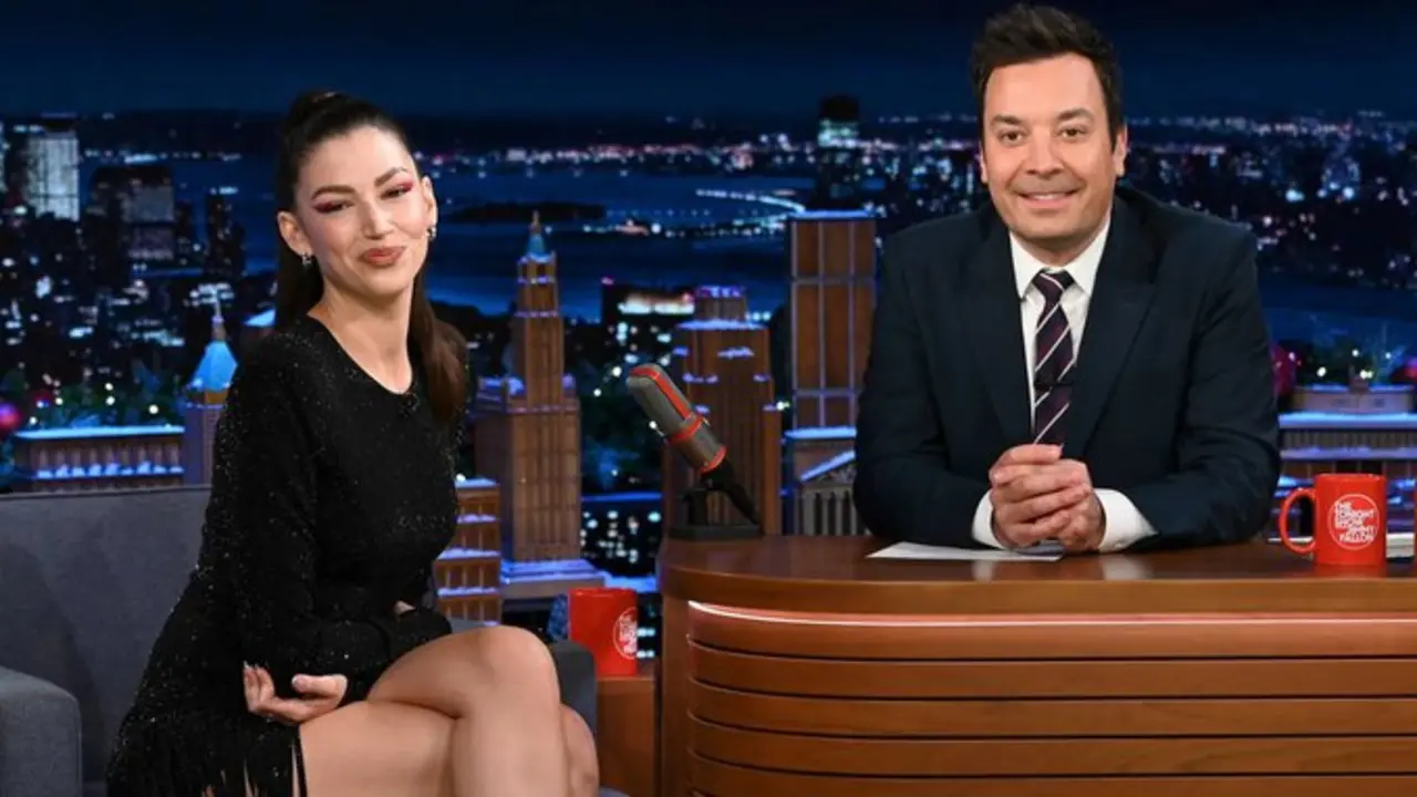 <p> &Uacute;rsula Corber&oacute; en el "late night" estadounidense "The Tonight Show Starring Jimmy Fallon" </p>