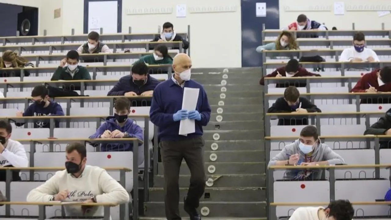 <p> 8-1-2021   EXAMENES RABANALES   21 </p>