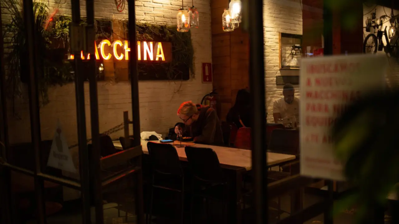 <p> Espa&ntilde;a confirma 13 nuevos casos de &oacute;micron desde ayer, elevando el total a 49 </p>