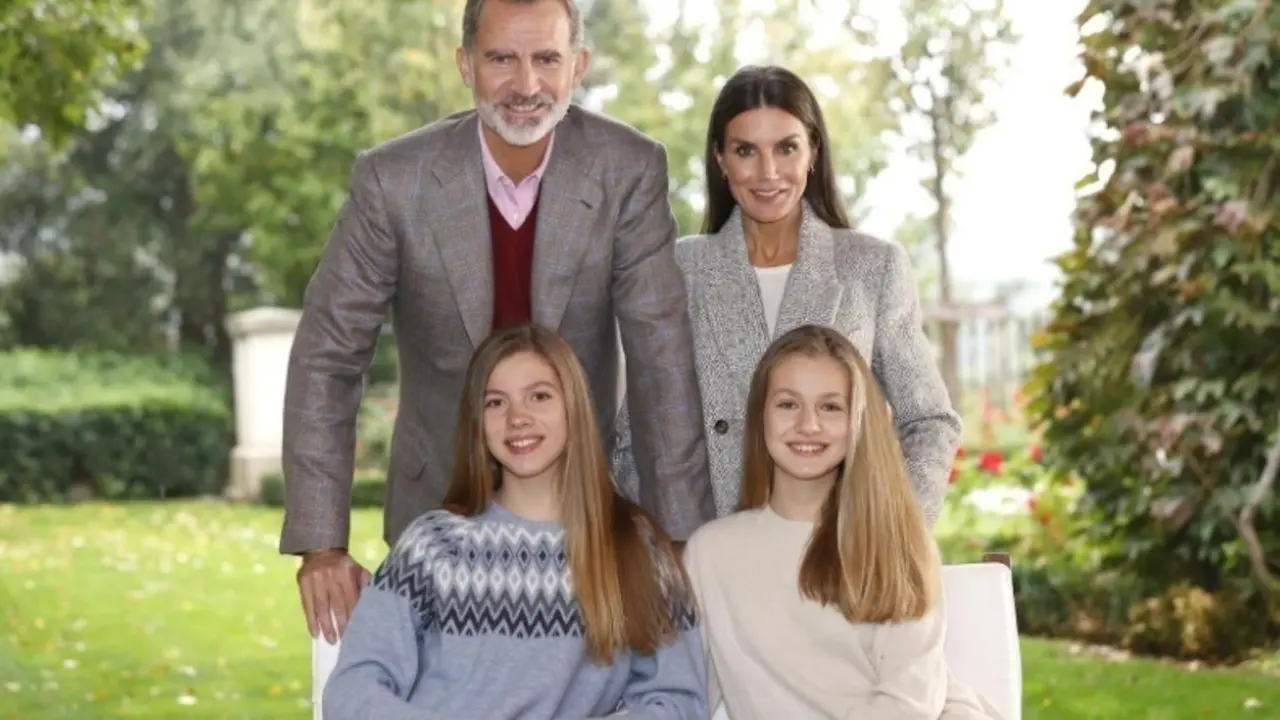 <p> Los Reyes de Navidad, en su posado navide&ntilde;o. </p>