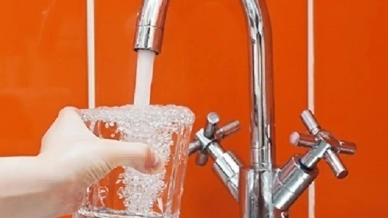 Consumo de agua dom&eacute;stica