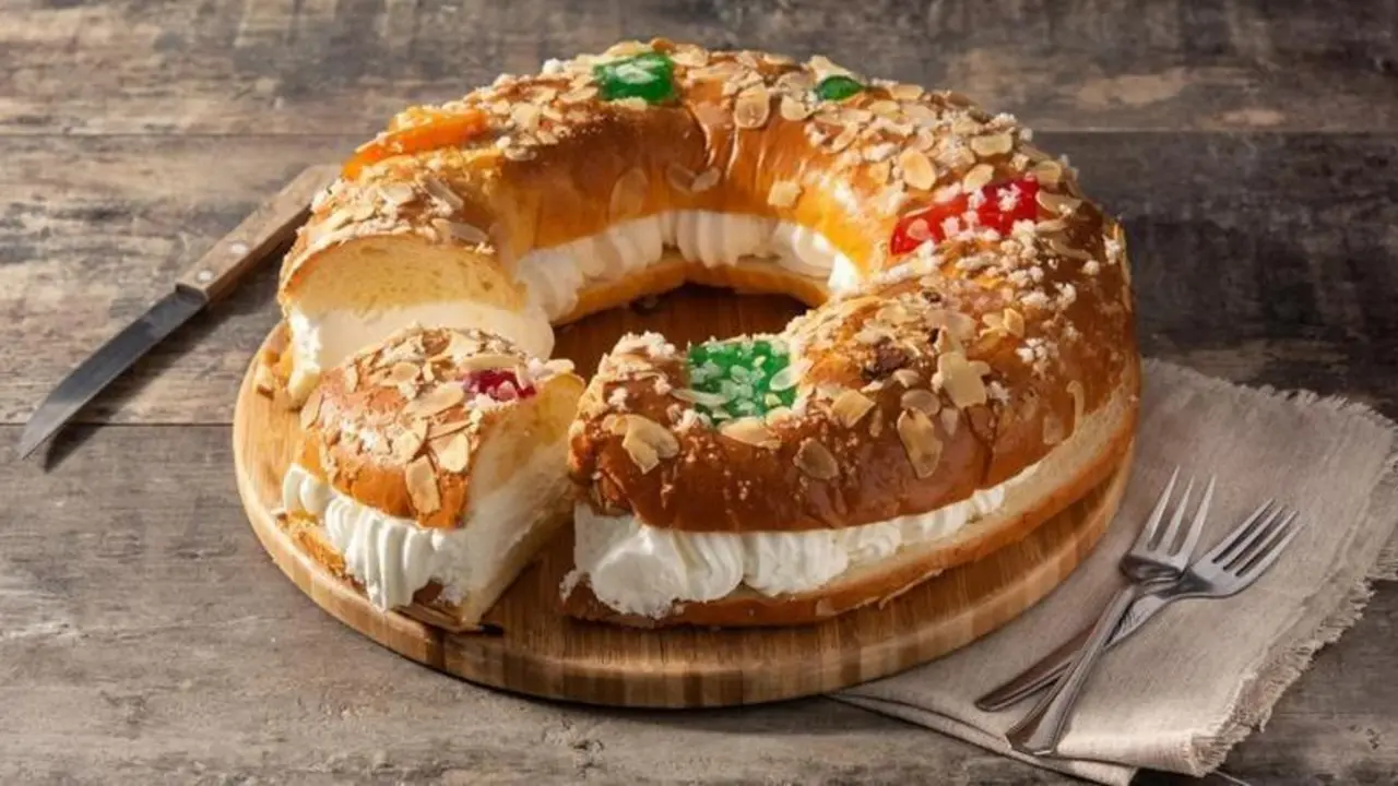<p> El Rosc&oacute;n de Reyes puede no estar relleno de nata. </p>