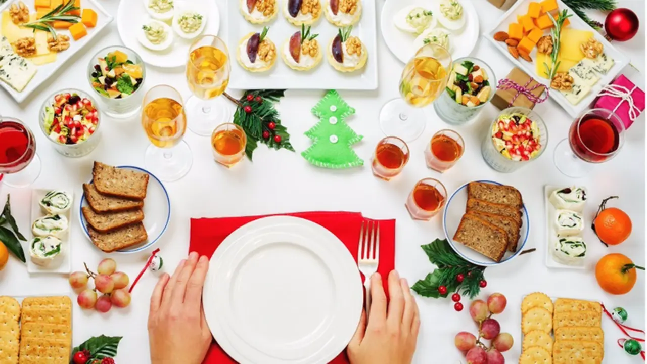 <p> Archivo - 1000 Kcal En La Dieta Puede Suponer Un Aumento De 80-90Gr De Grasa Al D&iacute;a. - NATALIYA ARZAMASOVA/IMEO - Archivo </p>