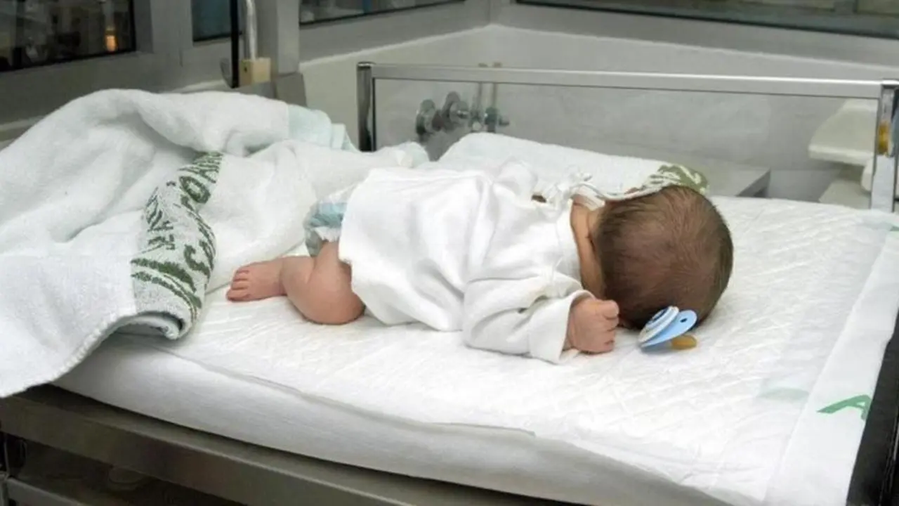 <p> La madre prefiere perder su vida a que su hija viva con problemas. </p>