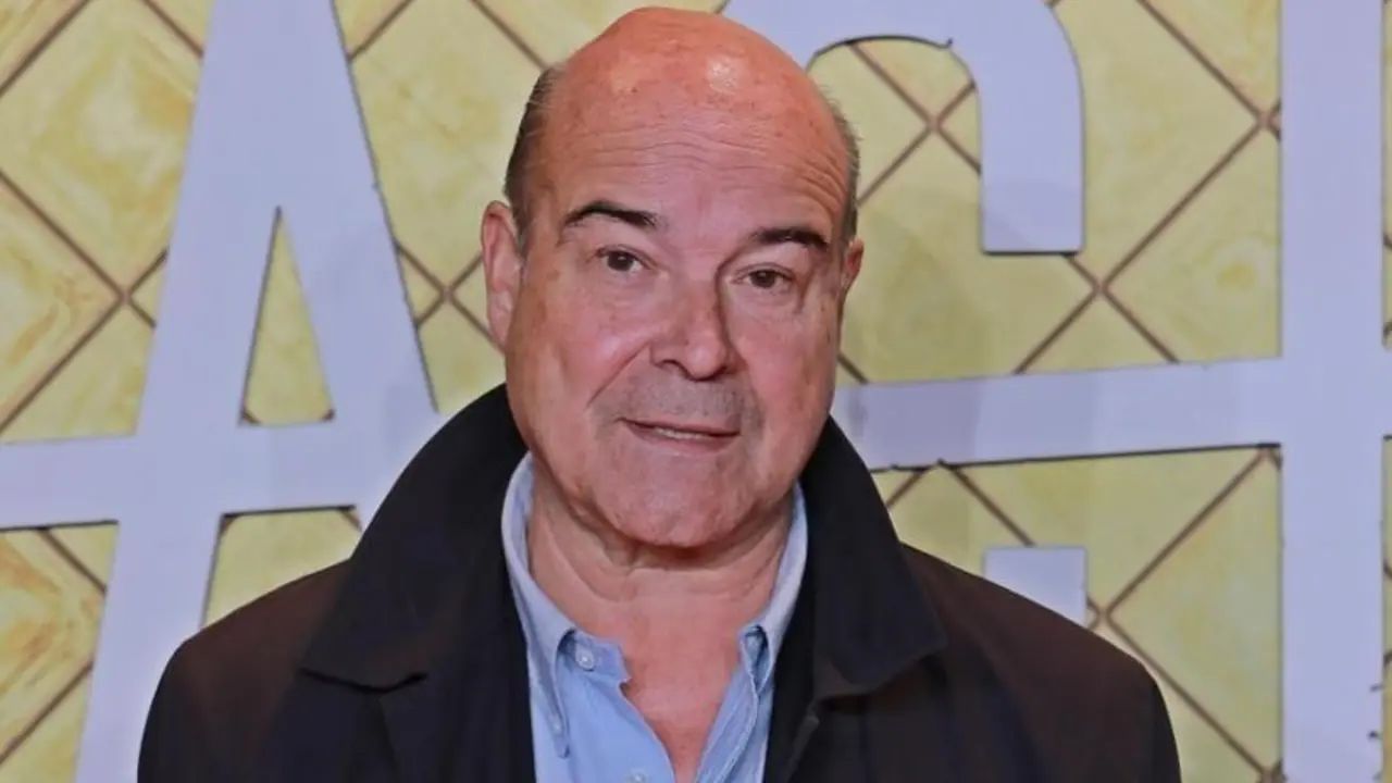 <p> Antonio Resines, ingresado en la UCI. </p>