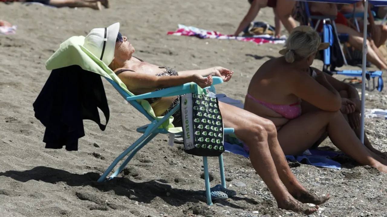 <p> Archivo - En un nuevo estudio realizado por investigadores de la Universidad de Buffalo y la Universidad de Puerto Rico, hubo un menor riesgo de c&aacute;ncer de mama asociado con una mayor exposici&oacute;n al sol. - &Aacute;lex Zea - Europa Press - Archivo </p>