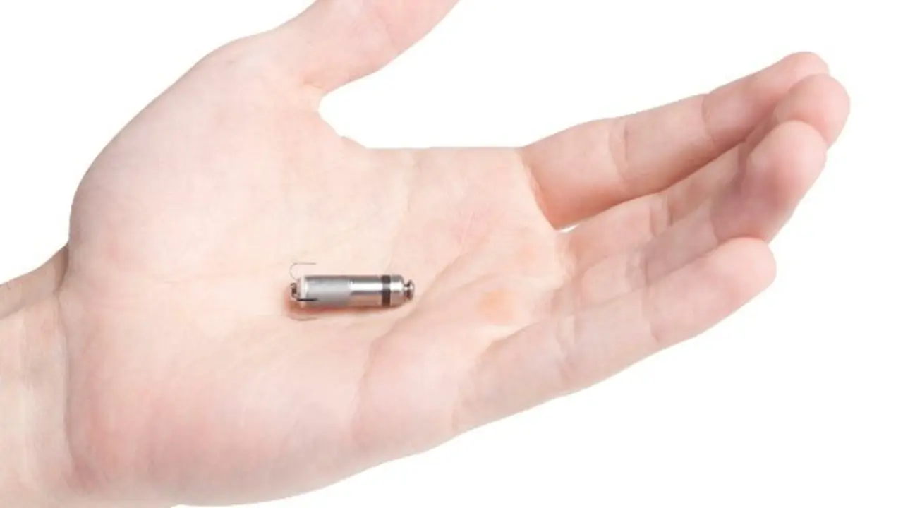 <p> Marcapasos sin cables. Fuente. Twitter @CardiologiaSVC </p>