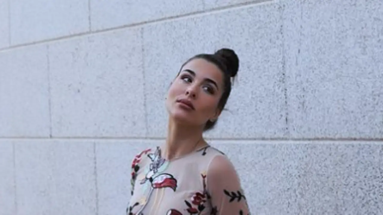 <p> Instagram- @raquelreitx </p>