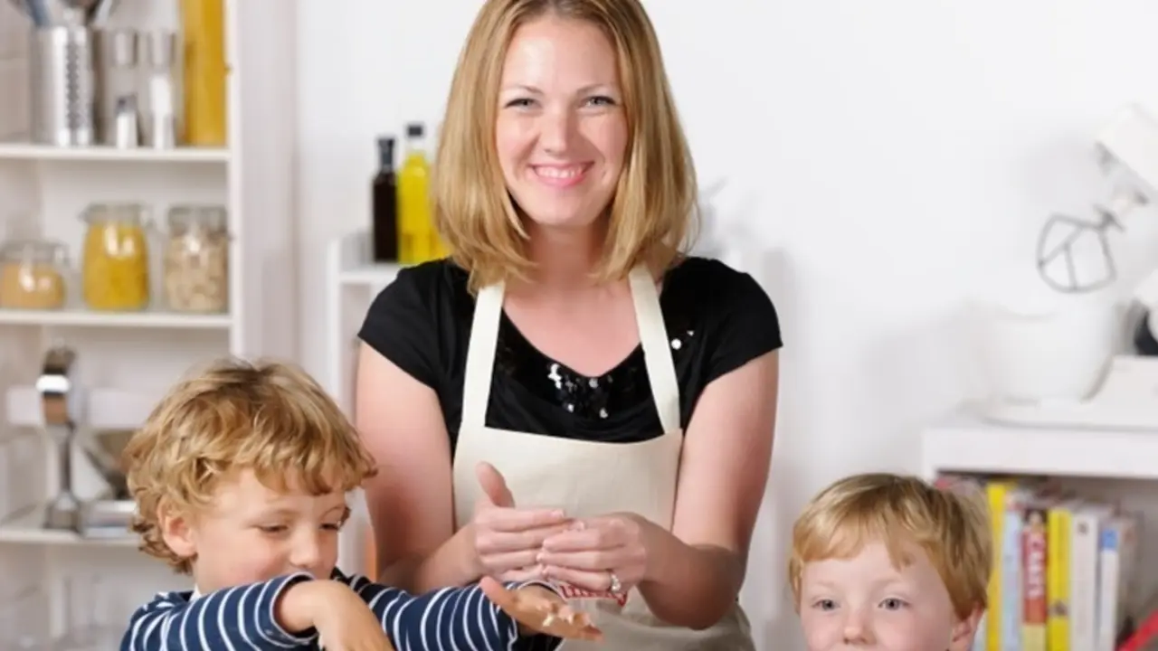 <p> Ni&ntilde;eras Covid, la &uacute;ltima moda. </p>