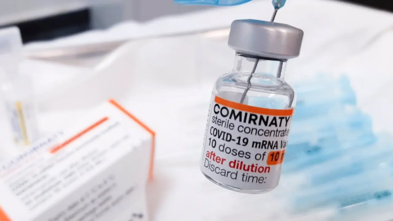 <p> Una dosis de vacuna contra el Covid que se inyecta a los menores de 12 a&ntilde;os. - JUNTA DE ANDALUC&Iacute;A </p>