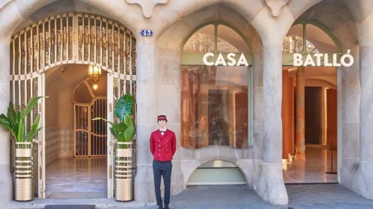<p> Nueva boutique de cartier en casa batll&oacute; </p>