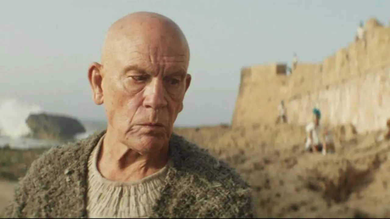 <p> John Malkovich como S&eacute;neca </p>