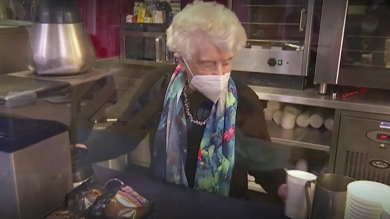 <p> Informativos Telecinco. </p>