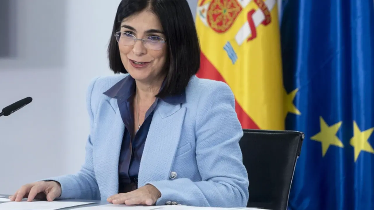 <p> Darias apunta que Espa&ntilde;a est&aacute; "en el camino adecuado" para atajar la sexta ola de COVID-19 </p>