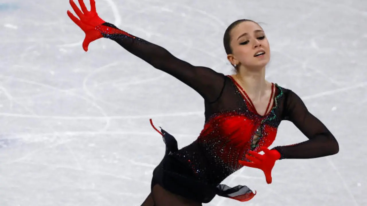 <p> Kamila Valieva, la patinadora rusa de 15 a&ntilde;os y oro en los JJ.OO de Invierno </p>