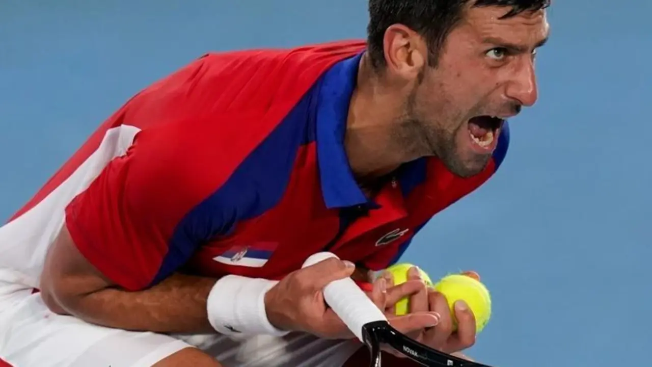 <p> Djokovic y el Covid, una historia de terror. </p>