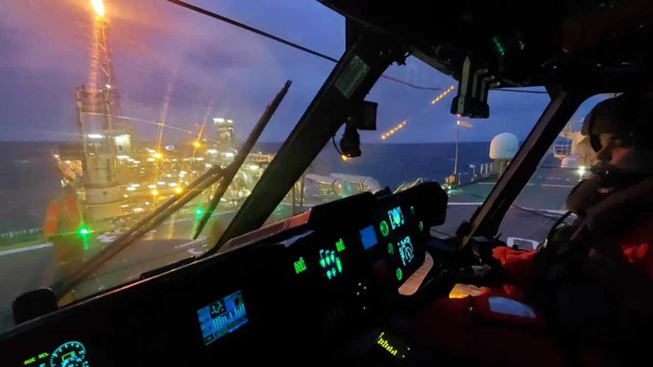 <p> Tareas de b&uacute;squeda de tripulantes del 'Villa de Pitanxo' - FUERZAS ARMADAS DE CANAD&Aacute; </p>