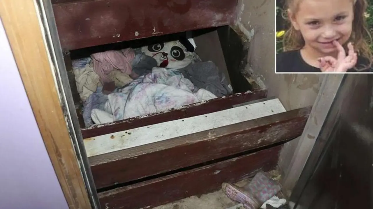 <p> Hueco de la Escalera donde viv&iacute;a la joven Paislee </p>