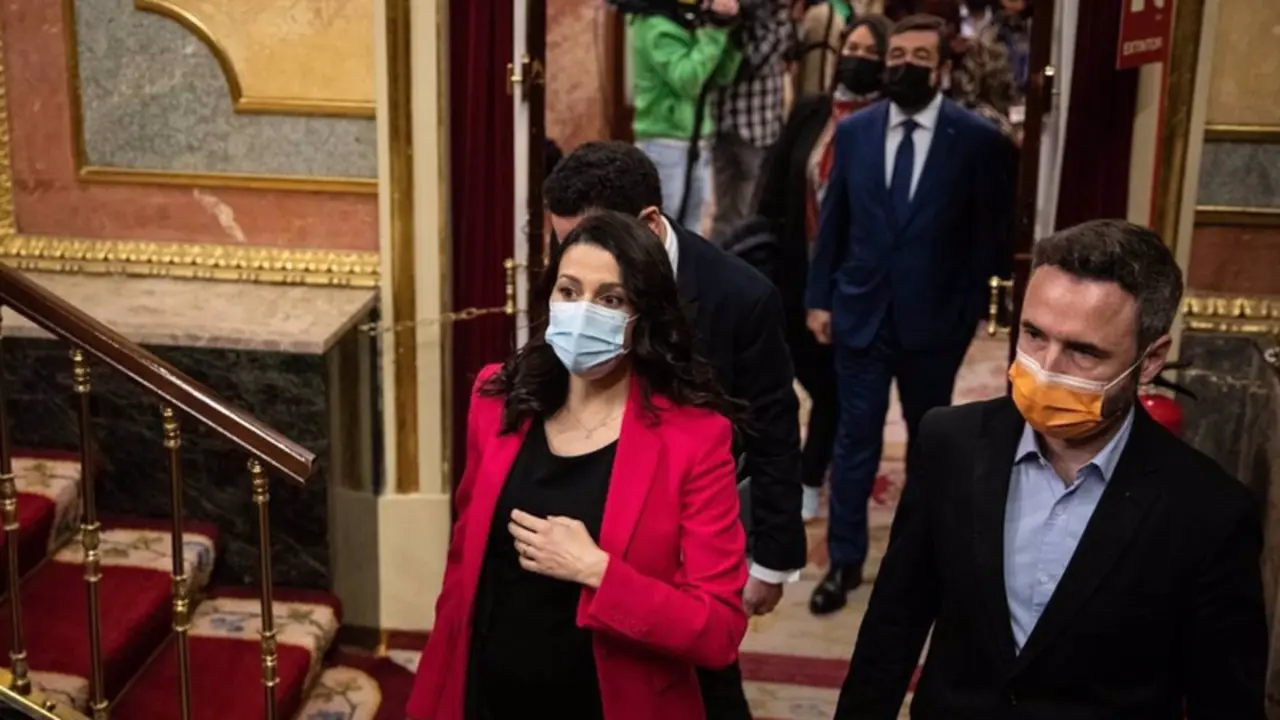 <p> La presidenta de Ciudadanos, In&eacute;s Arrimadas, y el diputado por M&aacute;laga, Guillermo D&iacute;az. - CIUDADANOS </p>