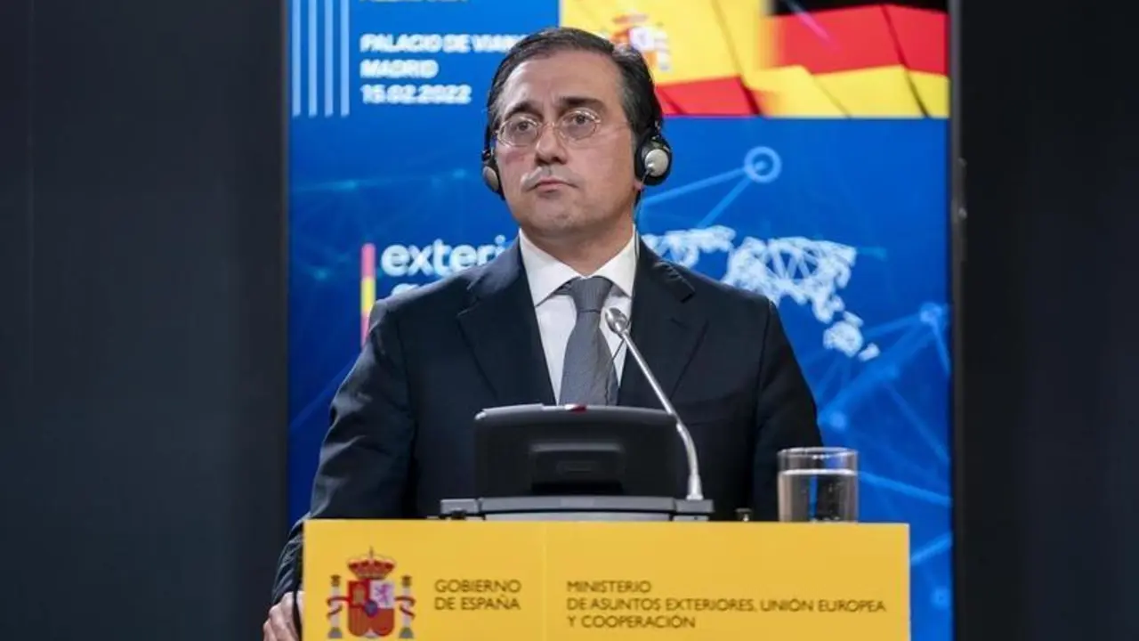 <p> El ministro de Asuntos Exteriores, Uni&oacute;n Europea y Cooperaci&oacute;n, Jos&eacute; Manuel Albares, comparece tras una reuni&oacute;n con la ministra federal de Asuntos Exteriores de Alemania </p>