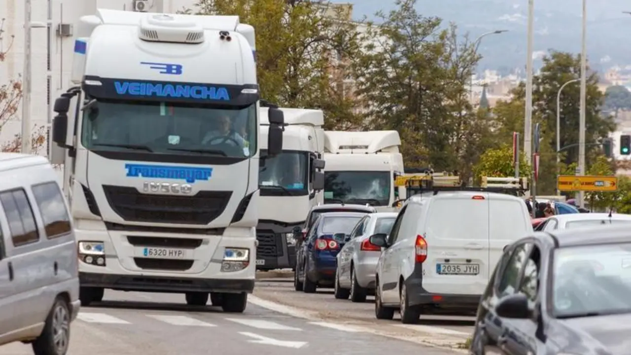 <p> Huelga de transportistas en C&oacute;rdoba. Fuente: Jos&eacute; Le&oacute;n </p>