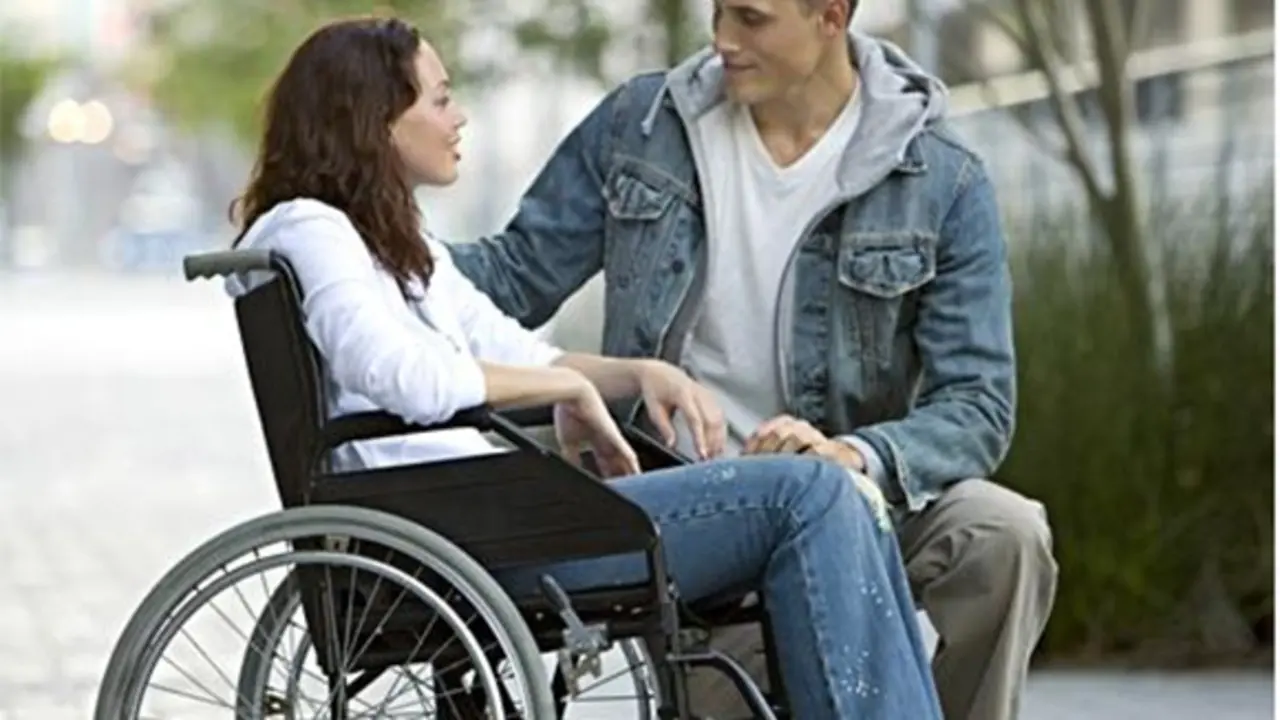 <p> Paciente con esclerosis m&uacute;ltiple V&iacute;a solidaridad digital </p>