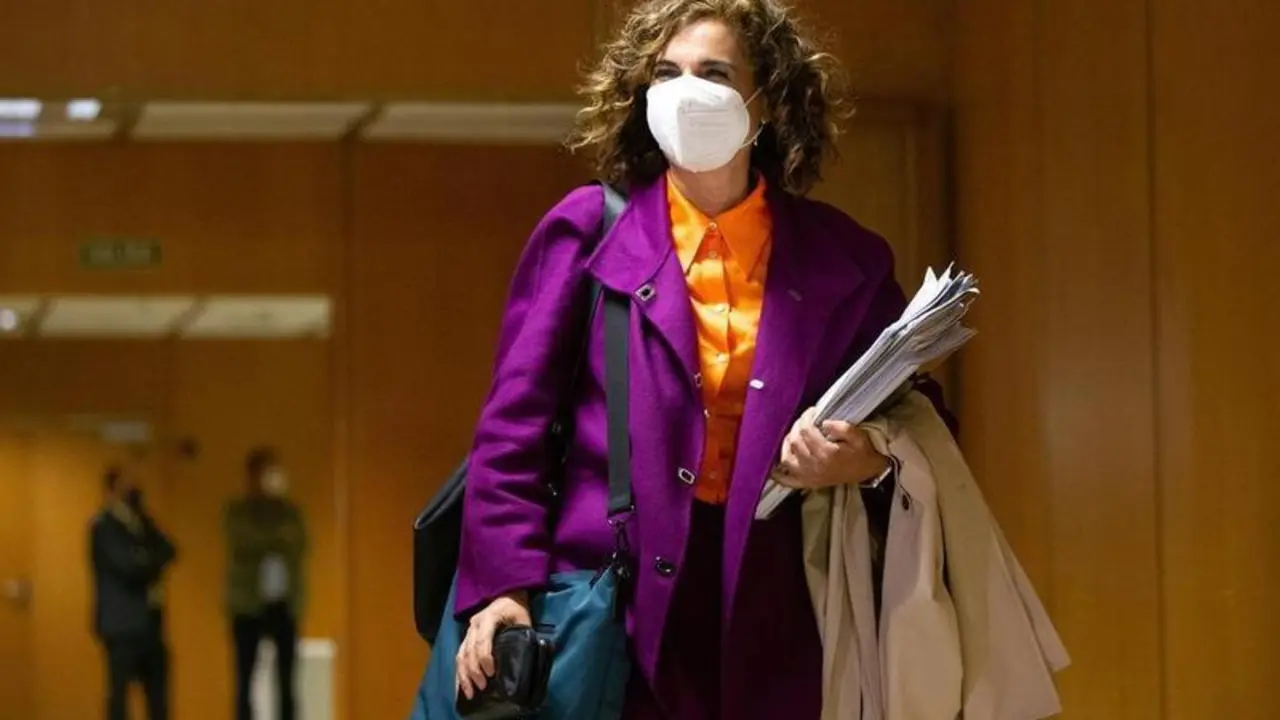 <p> La ministra de Hacienda y Funci&oacute;n P&uacute;blica, Mar&iacute;a Jes&uacute;s Montero - Isabel Infantes - Europa Press </p>