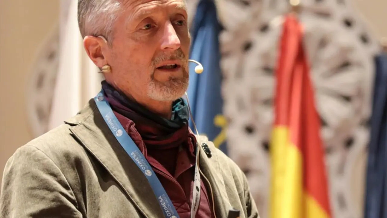 <p> Fernando Valladares, Premio Rey Jaume I 2021 e investigador del Consejo Superior de Investigaciones Cient&iacute;ficas en el Museo Nacional de Ciencias Naturales - SOCIEDAD VALENCIANA DE NEUMOLOG&Iacute;A (SVN) </p>