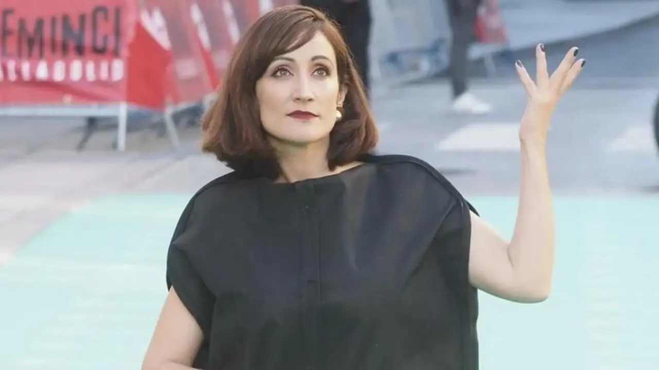 <p> 61FEA163-26D5-4877-9FD4-B071ECA09226 </p>