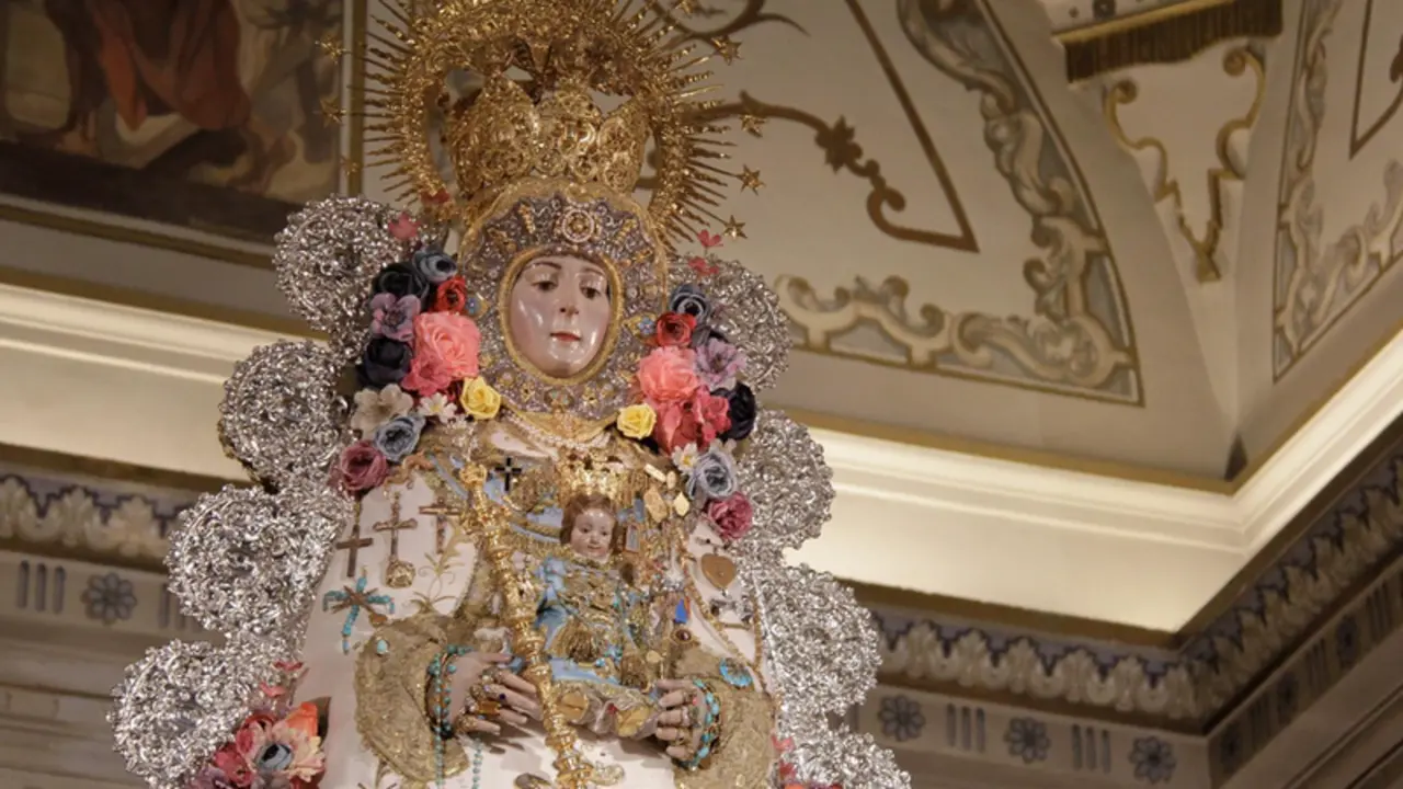 <p> Archivo - Virgen del Roc&iacute;o. - HERMANDAD MATRIZ DE ALMONTE. - Archivo </p>