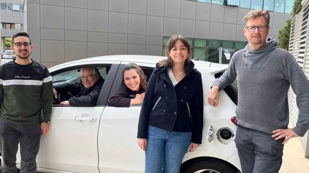 <p> Investigadores - UV </p>