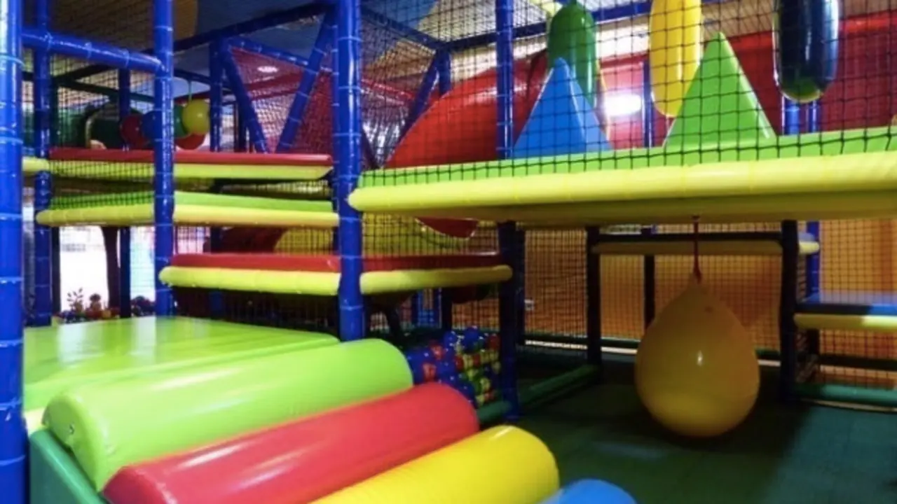 <p> Parque Infantil - Archivo </p>