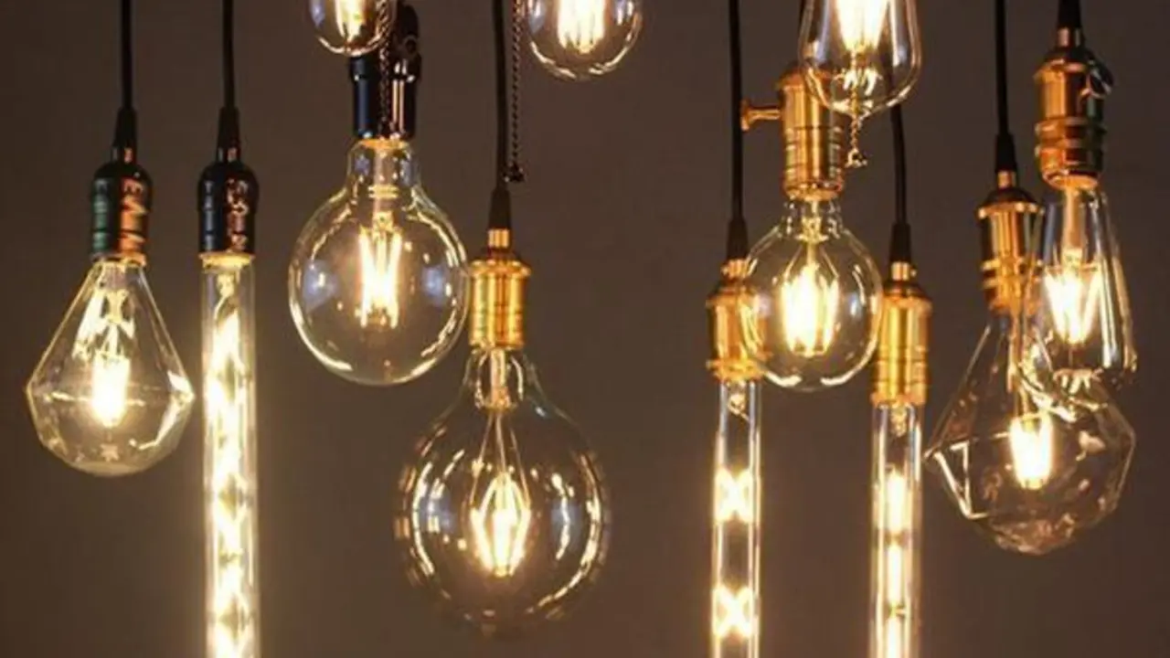 <p> Bombillas. Pinterest. </p>