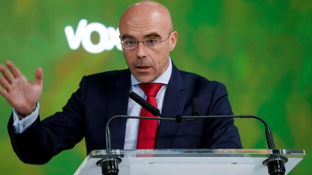 <p> Archivo - El vicepresidente primero de Acci&oacute;n Pol&iacute;tica y eurodiputado de VOX, Jorge Buxad&eacute;, durante una rueda de prensa posterior al Comit&eacute; de Acci&oacute;n Pol&iacute;tica del partido, a 14 de junio de 2021, en Madrid, (Espa&ntilde;a). - A. P&eacute;rez Meca - Europa Press - Archivo </p>