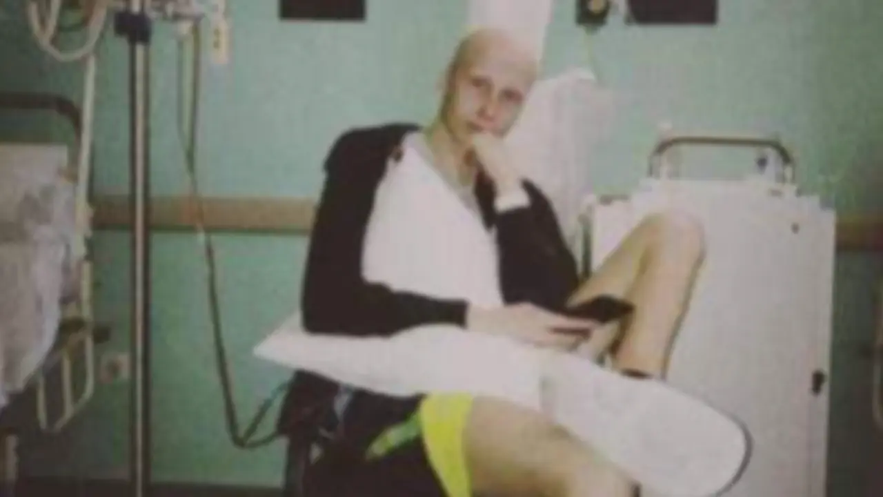 <p> @charrliiieeeee/ Instagram </p>