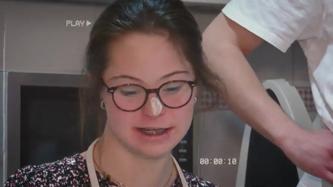 <p> Mi Gran Familia. TRECE Y COPE </p>