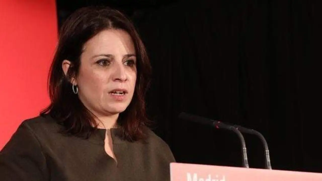 <p> La vicesecretaria general y portavoz en el Congreso del PSOE, Adriana Lastra </p>
