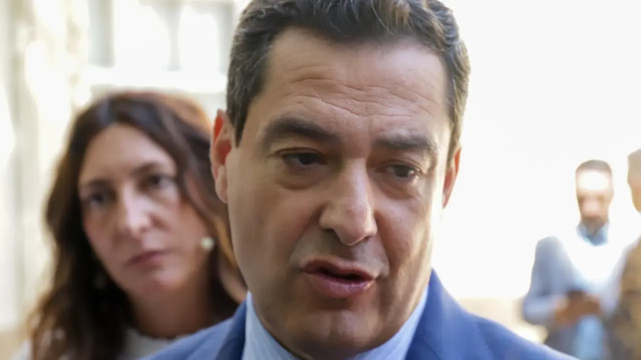 <p> El presidente del PP-A y de la Junta, Juanma Moreno, en una fotograf&iacute;a de archivo - &Aacute;lex Zea - Europa Press </p>