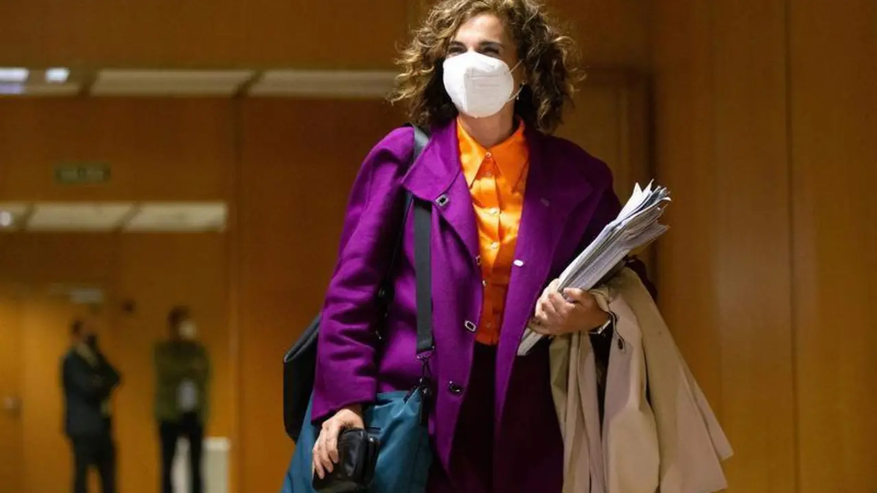 <p> La ministra de Hacienda y Funci&oacute;n P&uacute;blica, Mar&iacute;a Jes&uacute;s Montero - Isabel Infantes - Europa Press </p>
